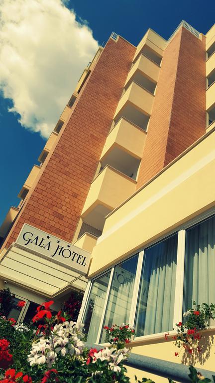 Hotel Gala Пезаро Экстерьер фото