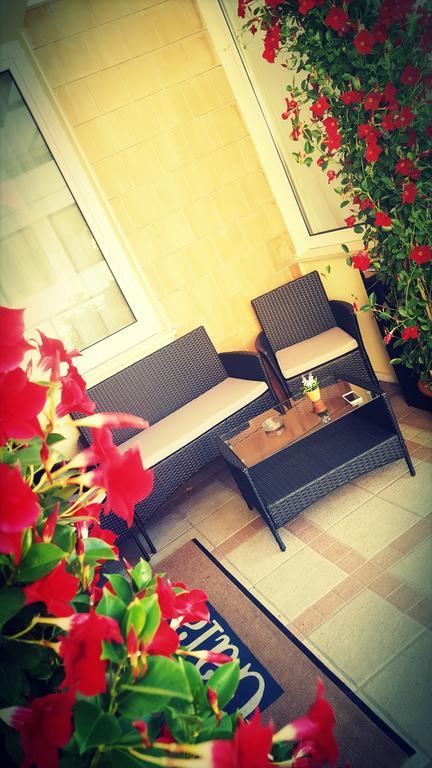 Hotel Gala Пезаро Экстерьер фото